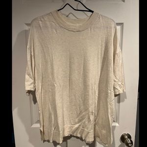 H&M lightweight sweater t-shirt size L